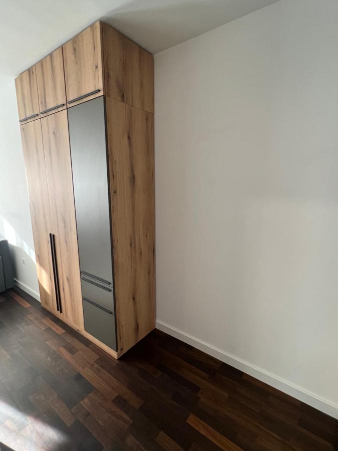 Delete 8 Apartment Belgrad